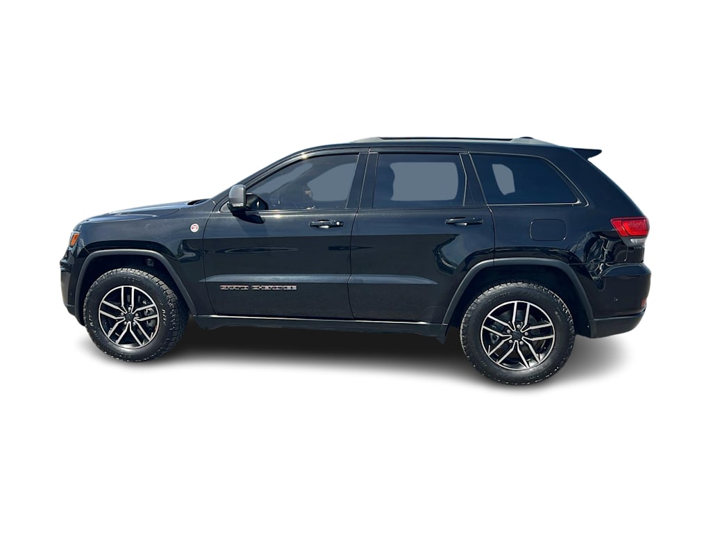 Thumbnail: 2020 Jeep Grand Cherokee - 3