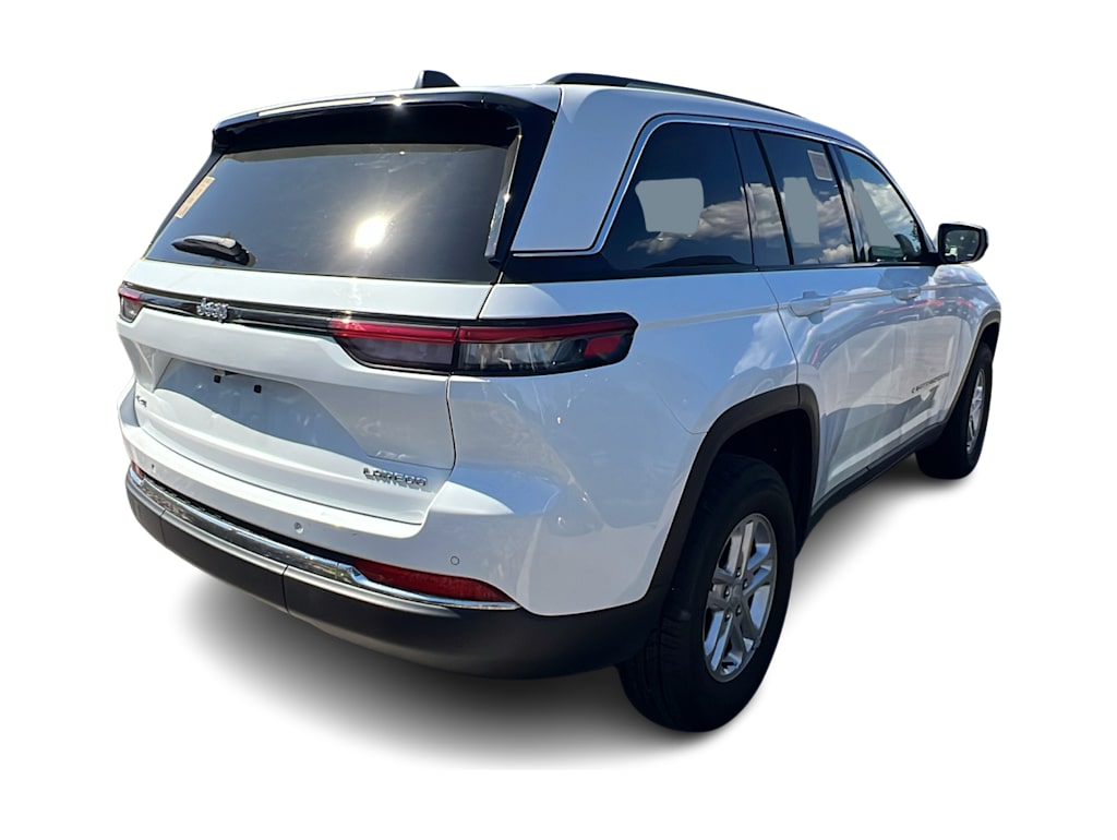 Thumbnail: 2023 Jeep Grand Cherokee - 8