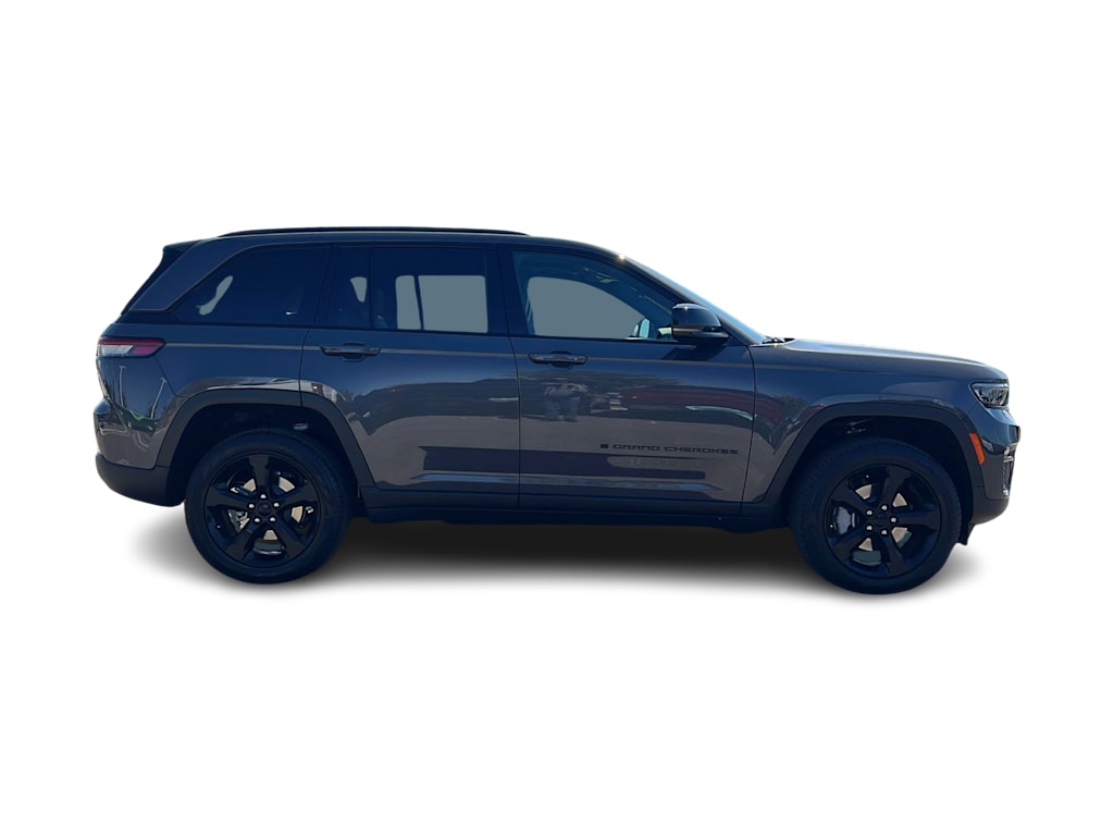 Thumbnail: 2025 Jeep Grand Cherokee - 20