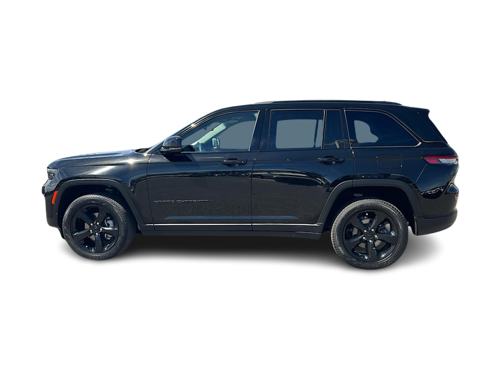Thumbnail: 2023 Jeep Grand Cherokee - 3