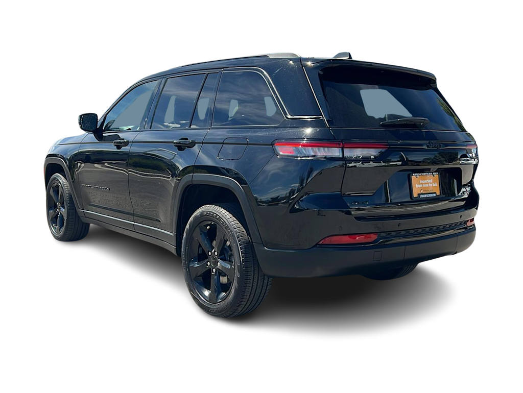 Thumbnail: 2023 Jeep Grand Cherokee - 4