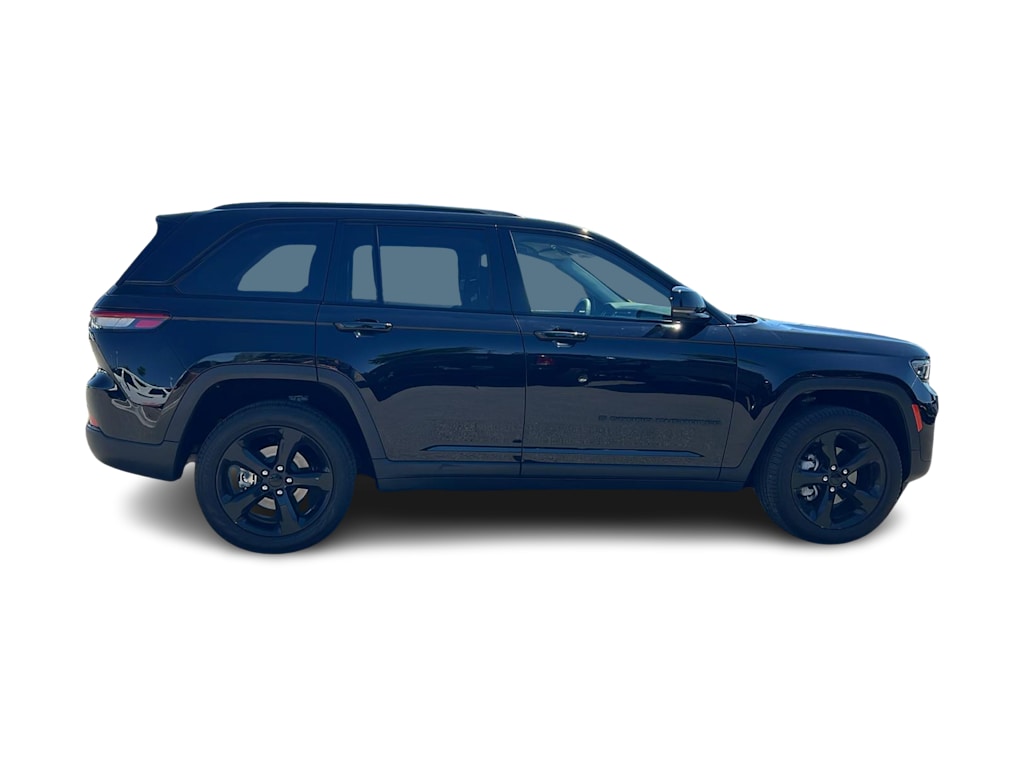 Thumbnail: 2023 Jeep Grand Cherokee - 19