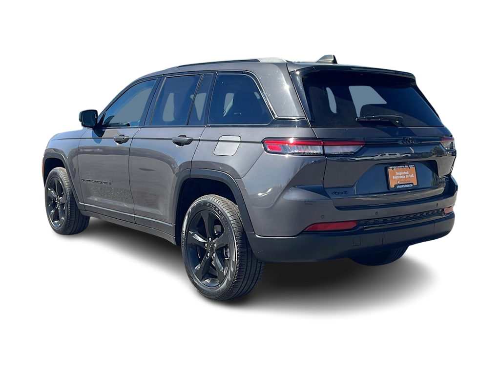Thumbnail: 2023 Jeep Grand Cherokee - 4