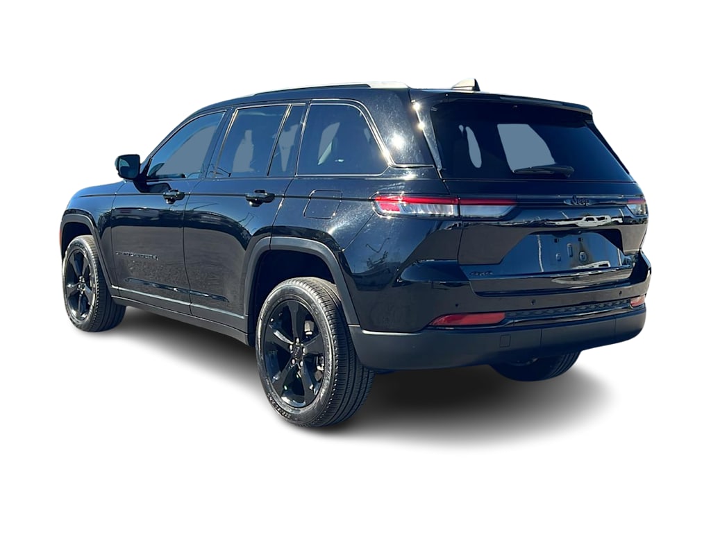 Thumbnail: 2023 Jeep Grand Cherokee - 4