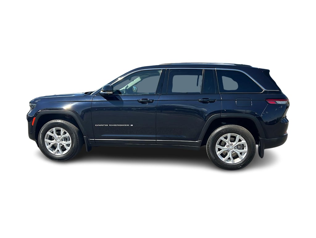 Thumbnail: 2023 Jeep Grand Cherokee - 3