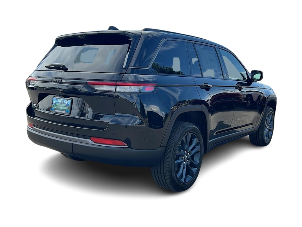 Thumbnail: 2026 Jeep Grand Cherokee - 22