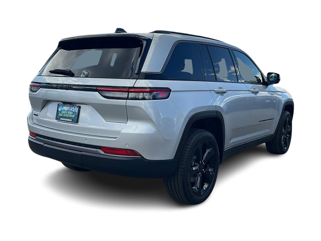 Thumbnail: 2026 Jeep Grand Cherokee - 22