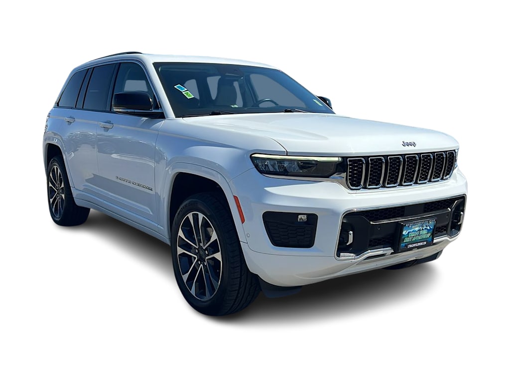 2022 Jeep Grand Cherokee Overland 20