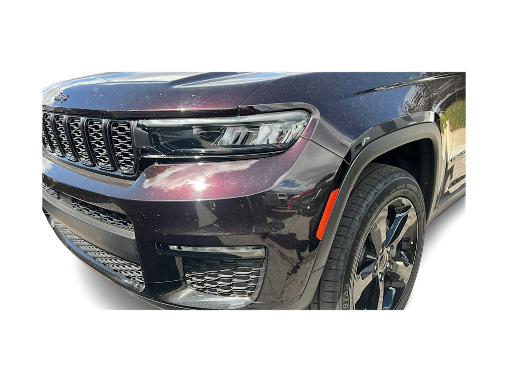 Thumbnail: 2022 Jeep Grand Cherokee L - 8
