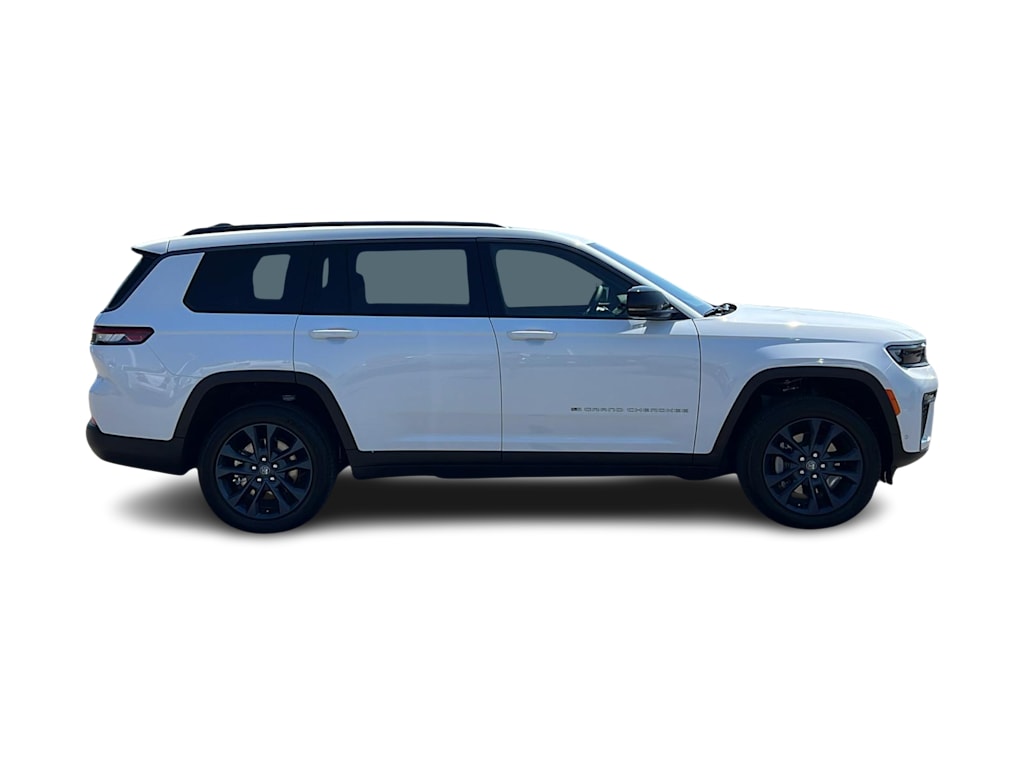 Thumbnail: 2026 Jeep Grand Cherokee L - 21