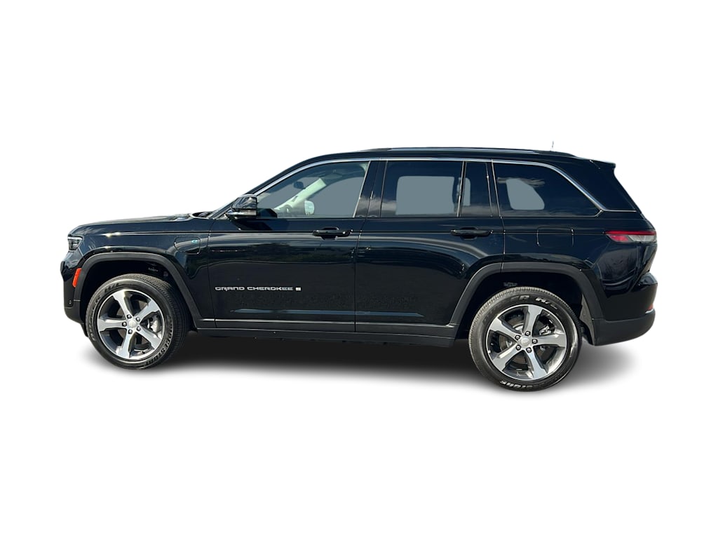 Thumbnail: 2023 Jeep Grand Cherokee - 3