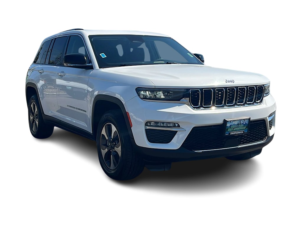Thumbnail: 2024 Jeep Grand Cherokee - 19