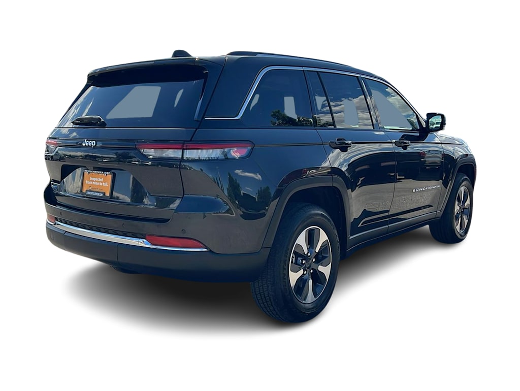 Thumbnail: 2023 Jeep Grand Cherokee - 20