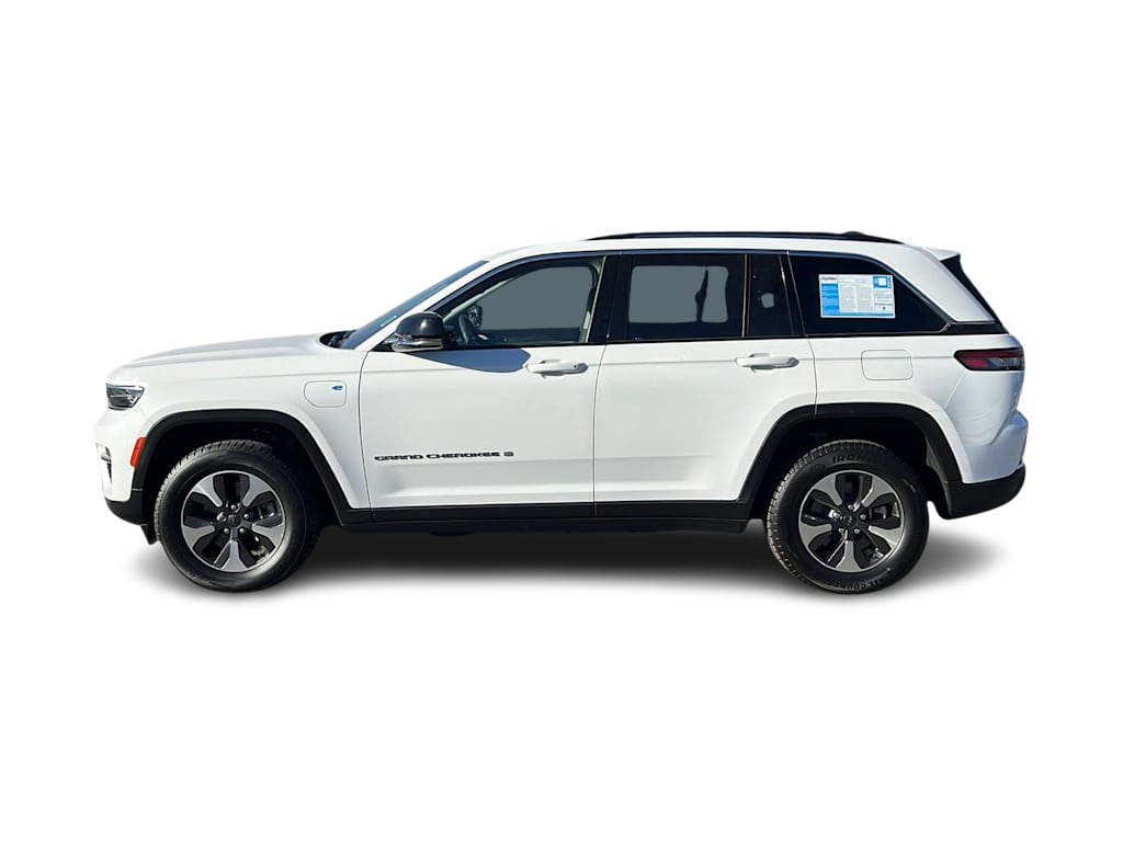 Thumbnail: 2023 Jeep Grand Cherokee - 3