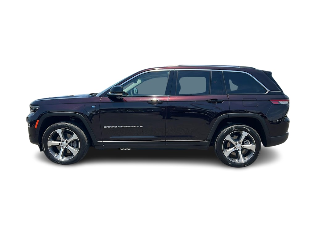 Thumbnail: 2022 Jeep Grand Cherokee - 3