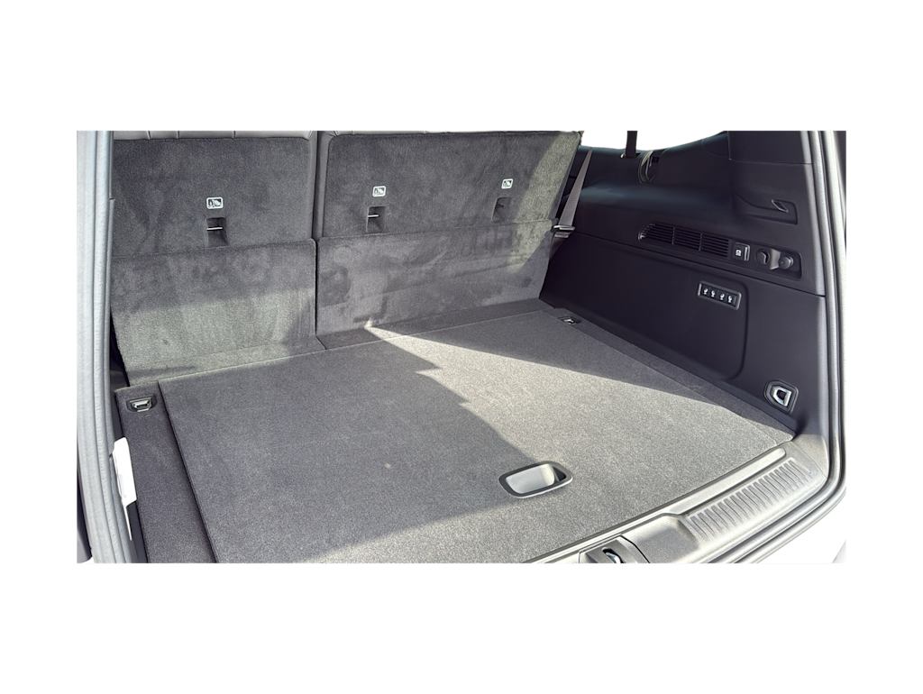 Thumbnail: 2025 Jeep Wagoneer - 17