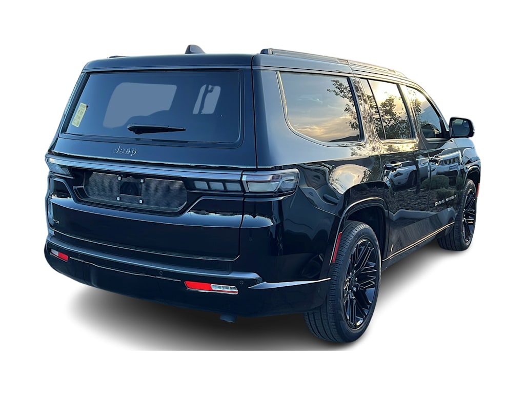Thumbnail: 2026 Jeep Grand Wagoneer - 8