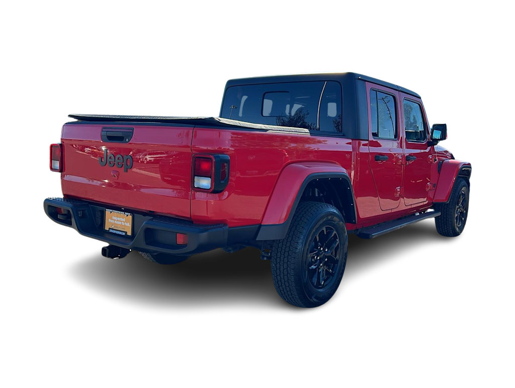 Thumbnail: 2022 Jeep Gladiator - 22