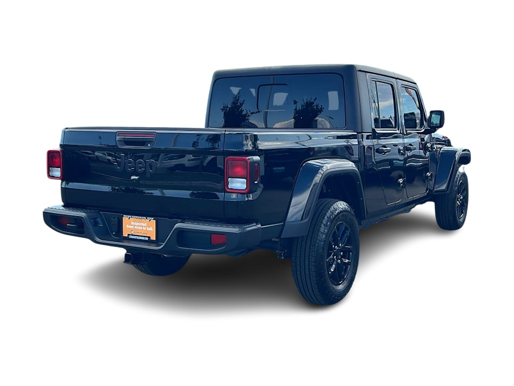 Thumbnail: 2022 Jeep Gladiator - 22