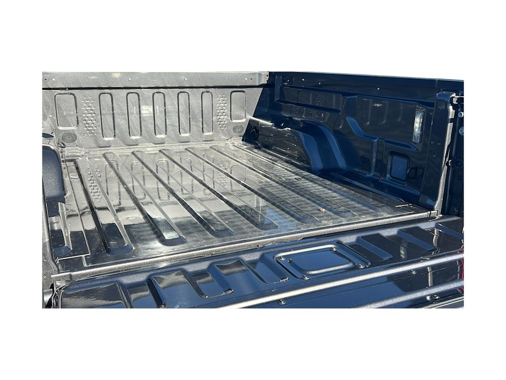 Thumbnail: 2024 Jeep Gladiator - 17