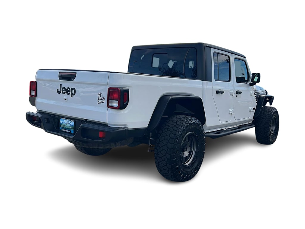 Thumbnail: 2021 Jeep Gladiator - 21