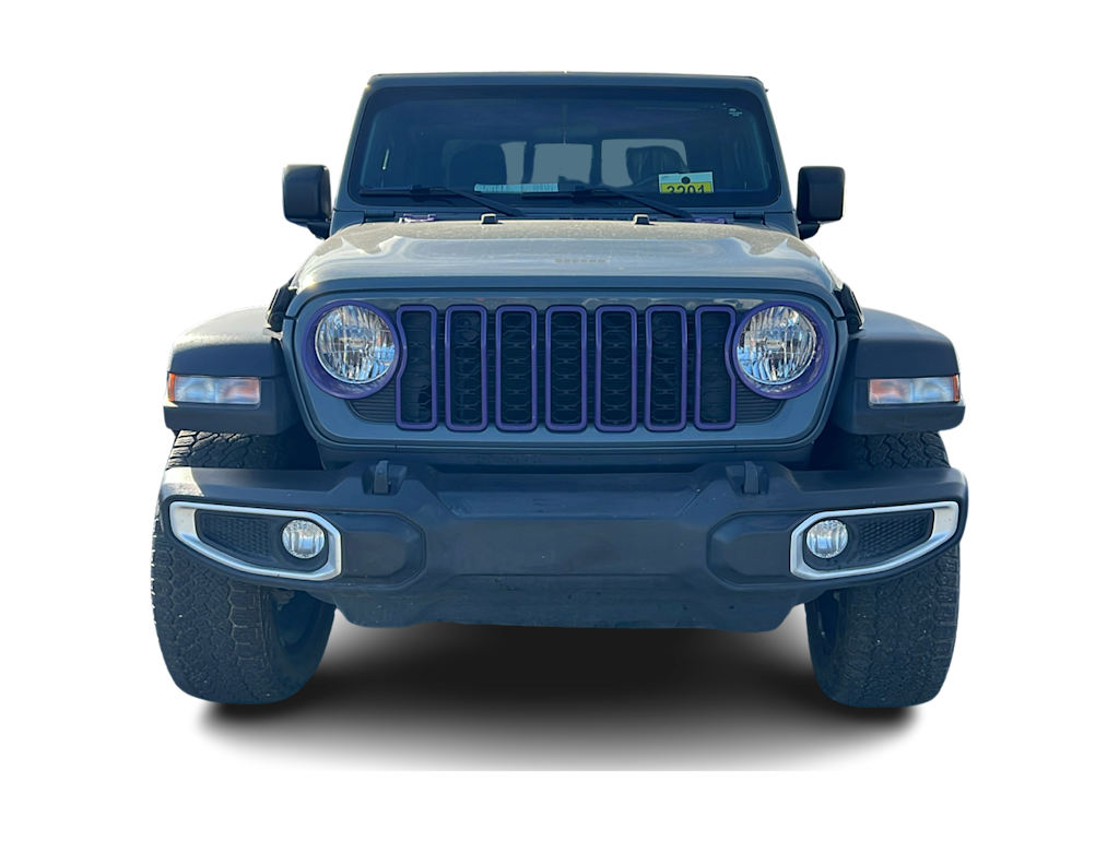 Thumbnail: 2024 Jeep Gladiator - 4