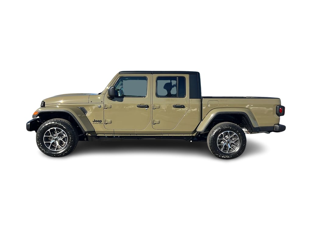 Thumbnail: 2026 Jeep Gladiator - 3