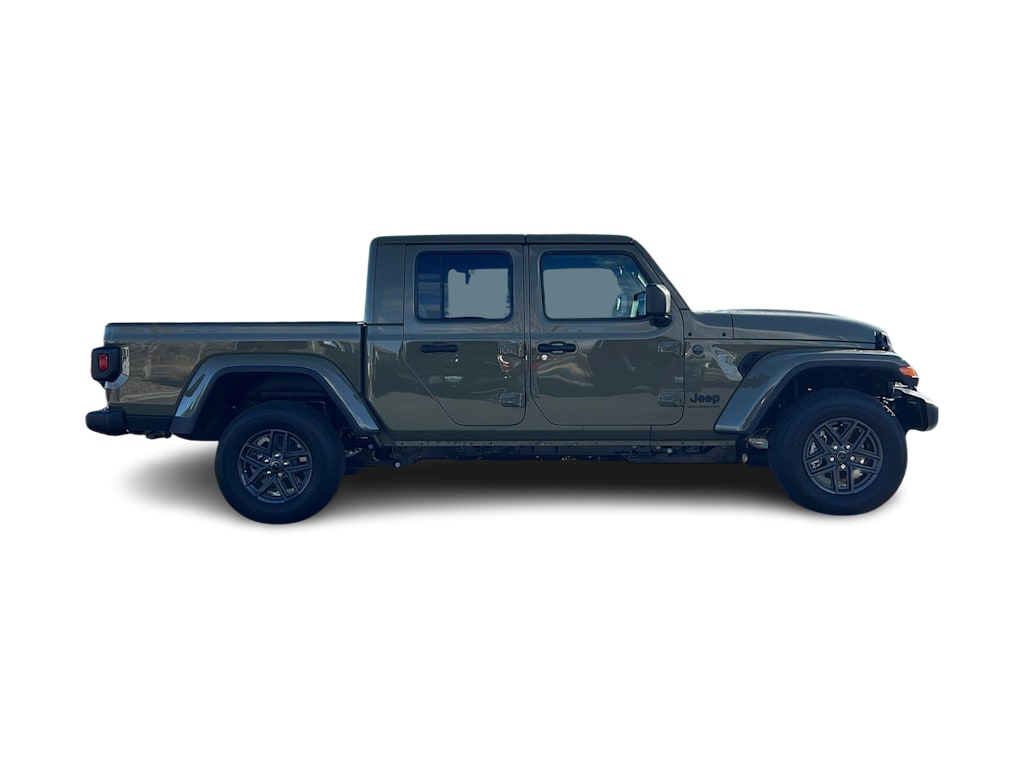 Thumbnail: 2026 Jeep Gladiator - 3