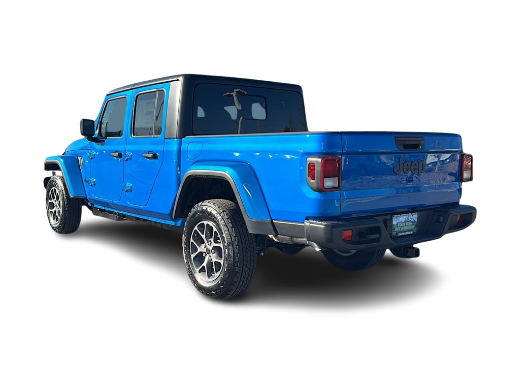 Thumbnail: 2026 Jeep Gladiator - 4