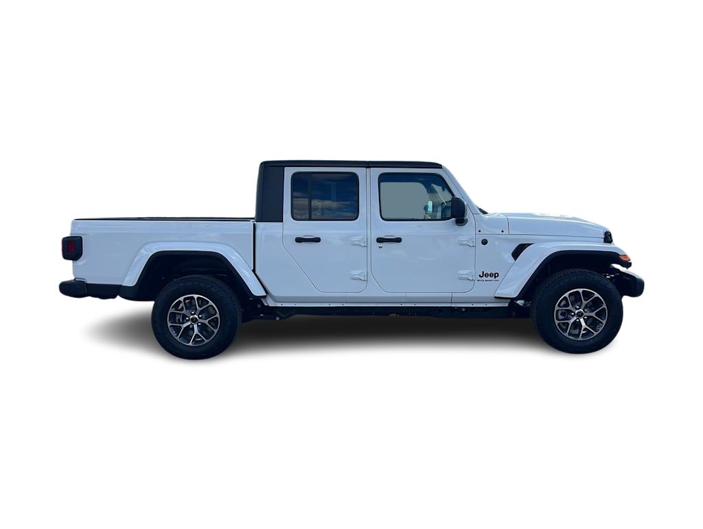 Thumbnail: 2026 Jeep Gladiator - 21