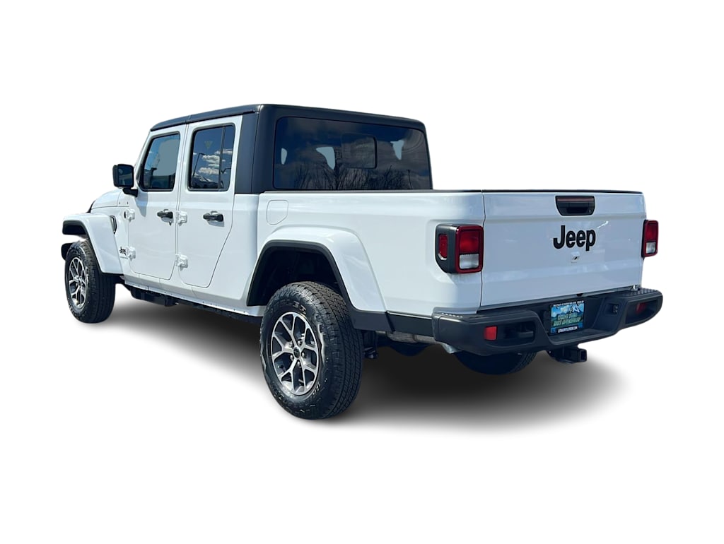 Thumbnail: 2026 Jeep Gladiator - 4