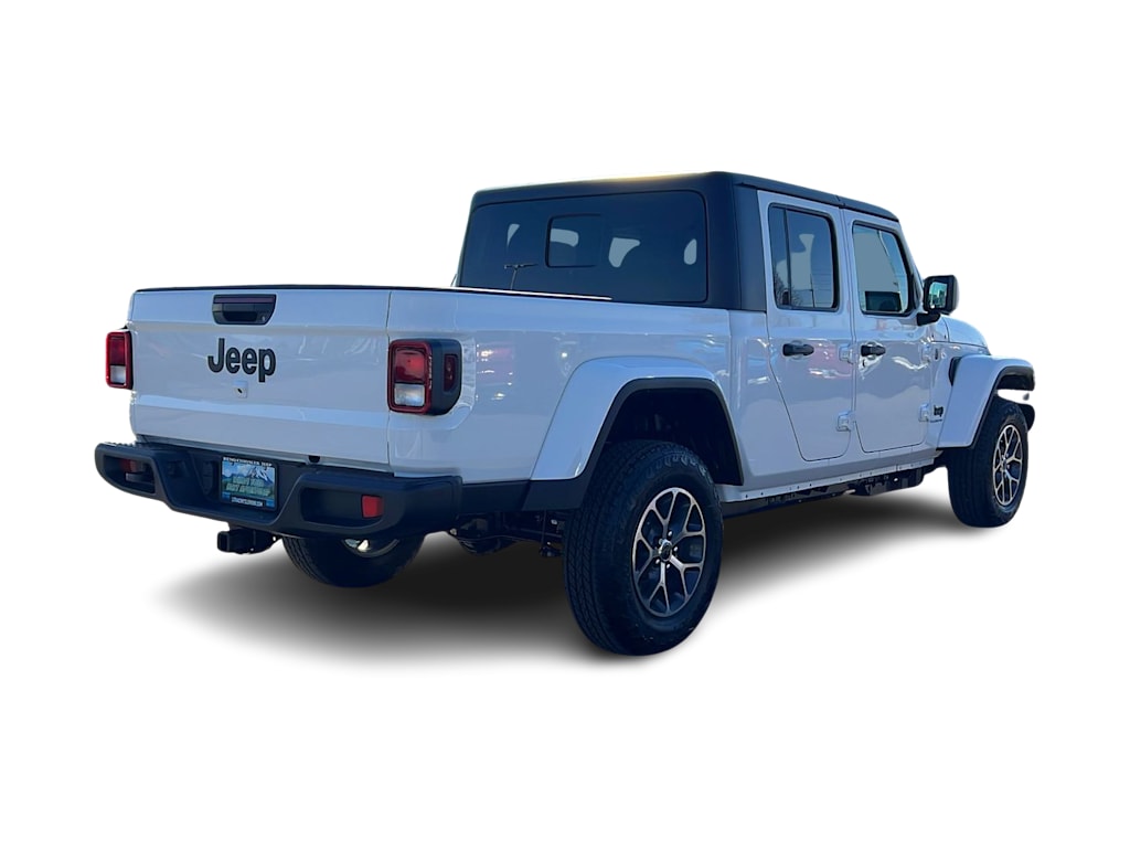 Thumbnail: 2026 Jeep Gladiator - 21