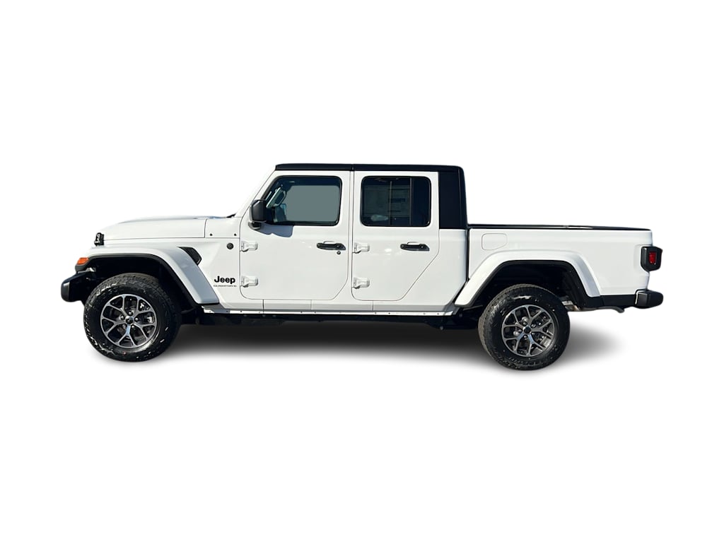 Thumbnail: 2026 Jeep Gladiator - 22