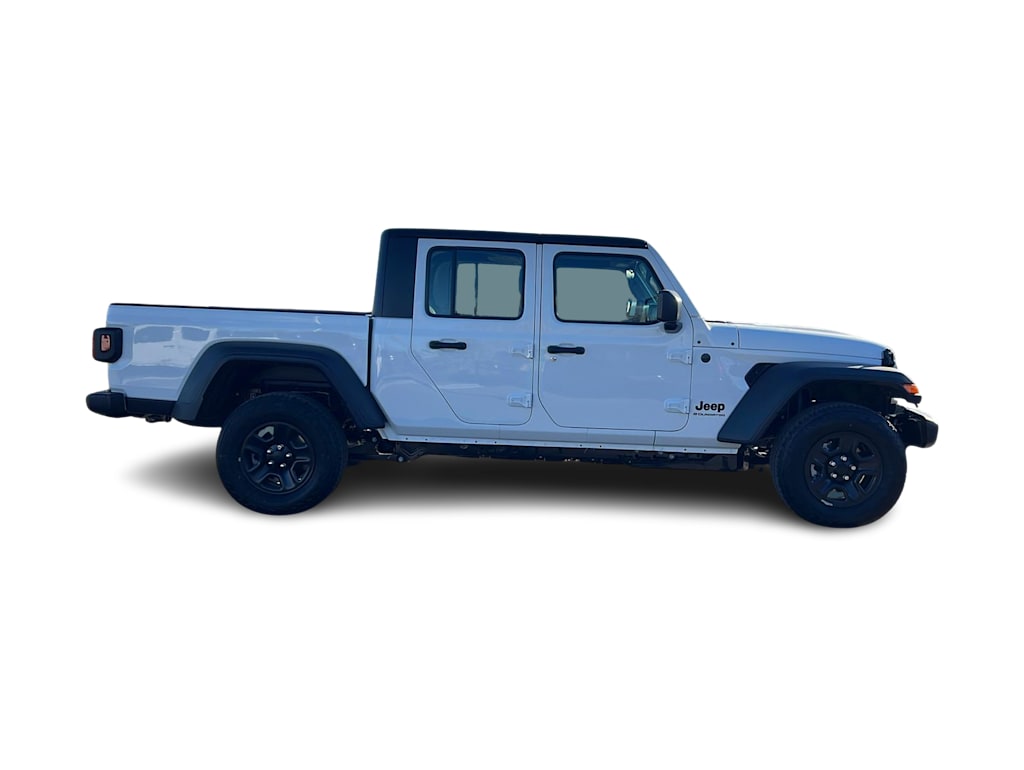Thumbnail: 2026 Jeep Gladiator - 21