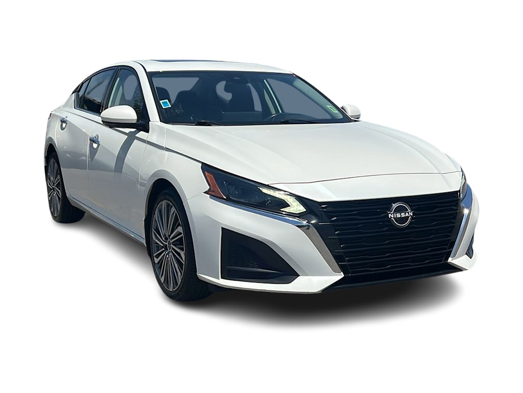 Thumbnail: 2023 Nissan Altima - 20