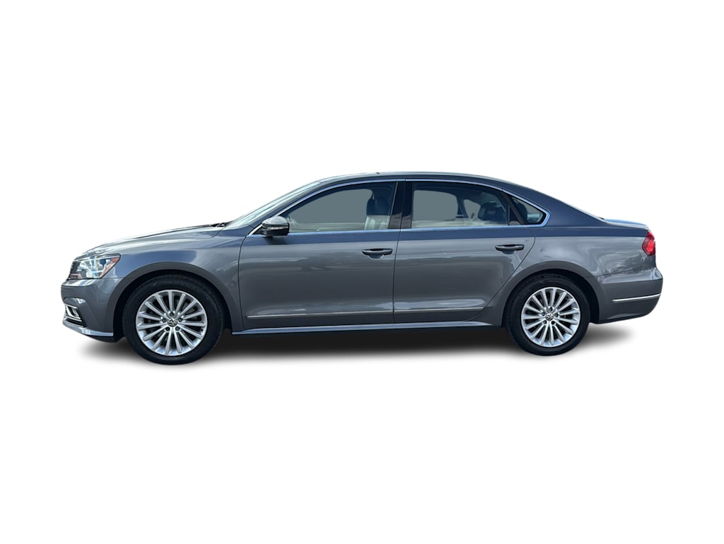 Thumbnail: 2016 Volkswagen Passat - 3