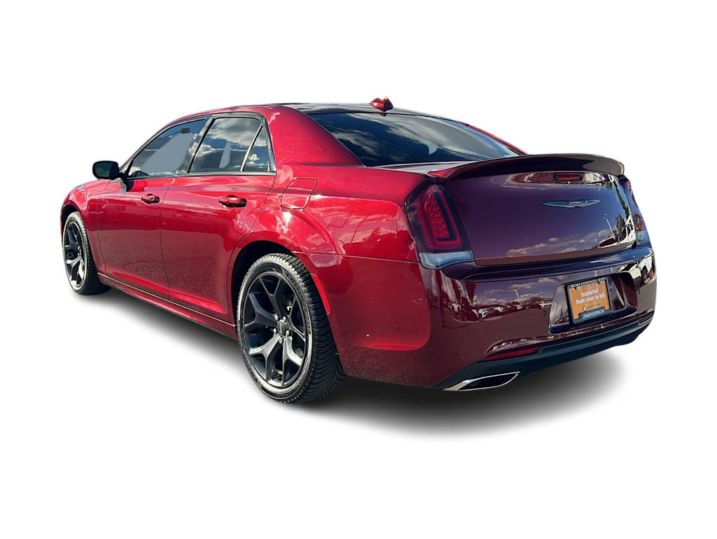 Thumbnail: 2021 Chrysler 300 - 4