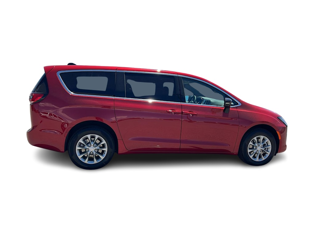 Thumbnail: 2027 Chrysler Pacifica - 19