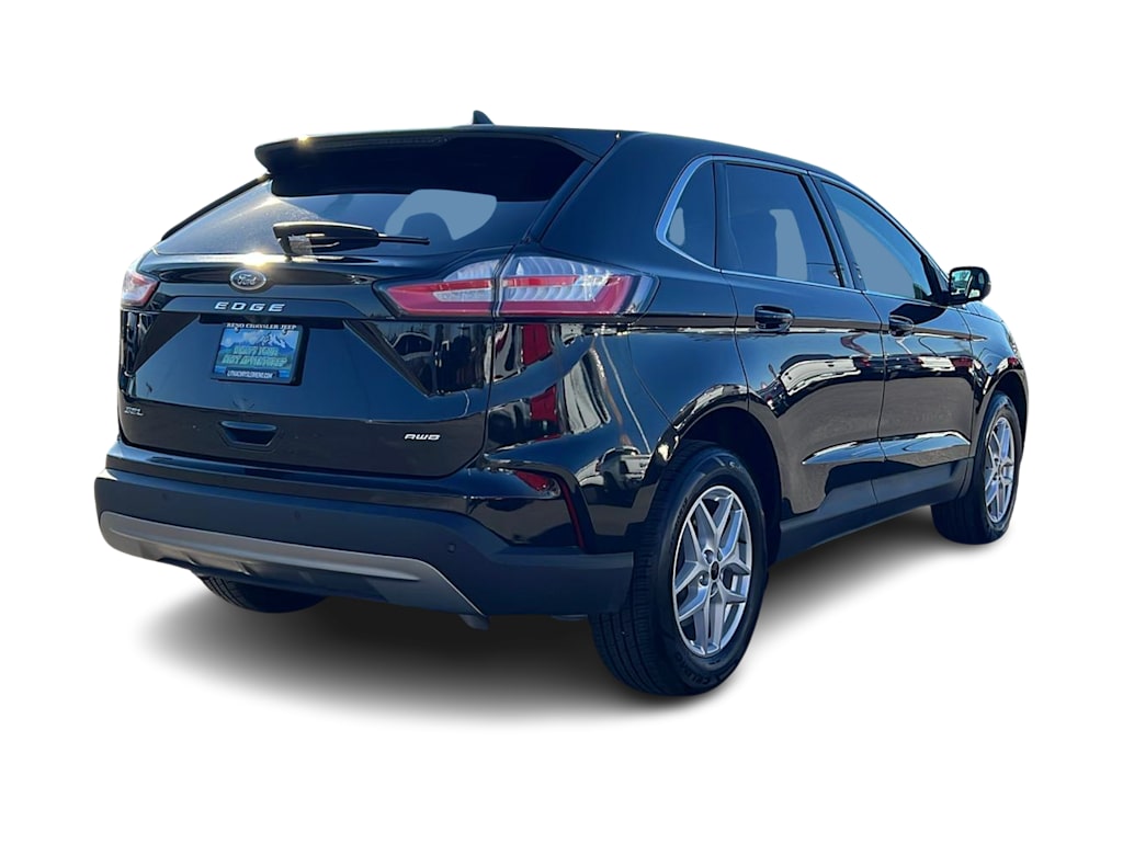 Thumbnail: 2023 Ford Edge - 21