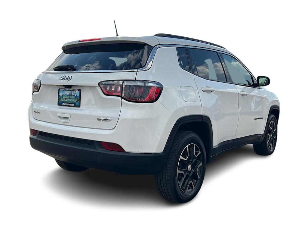 Thumbnail: 2022 Jeep Compass - 22