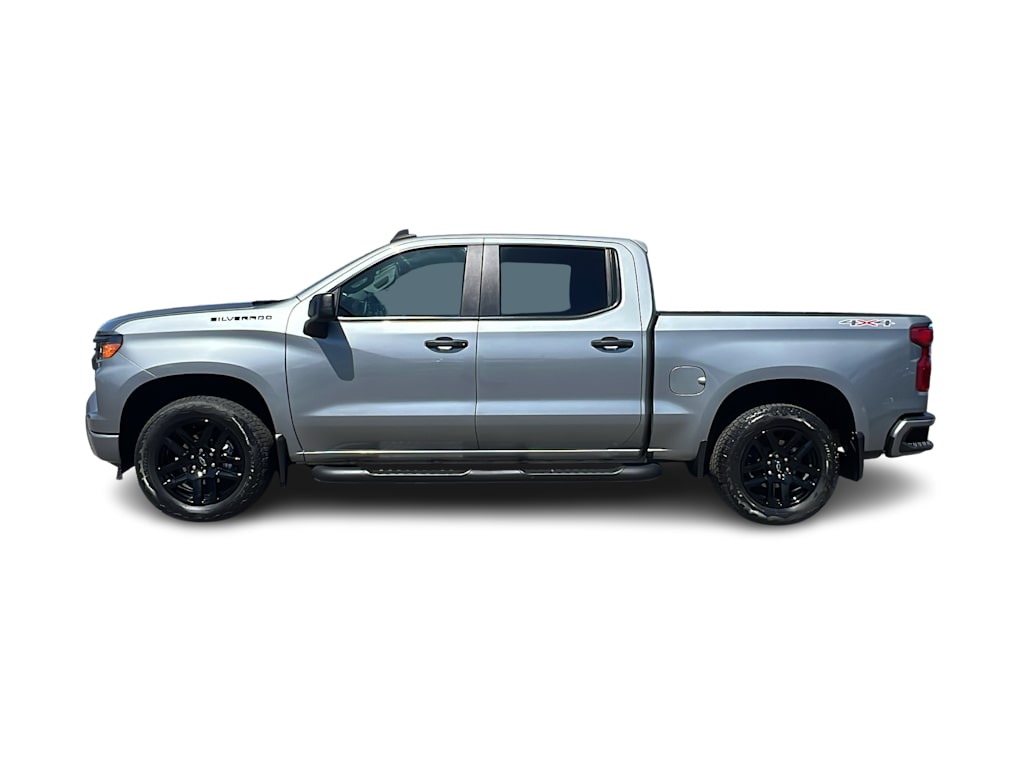 2023 Chevrolet Silverado 1500 Custom 3