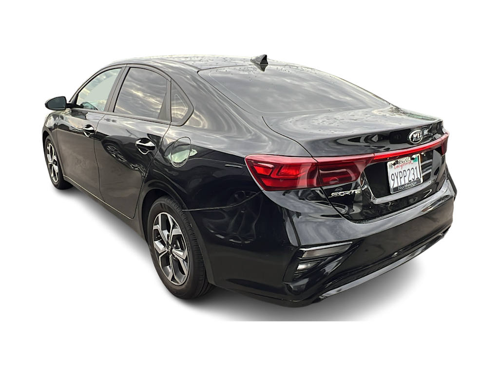 Thumbnail: 2021 Kia Forte - 2
