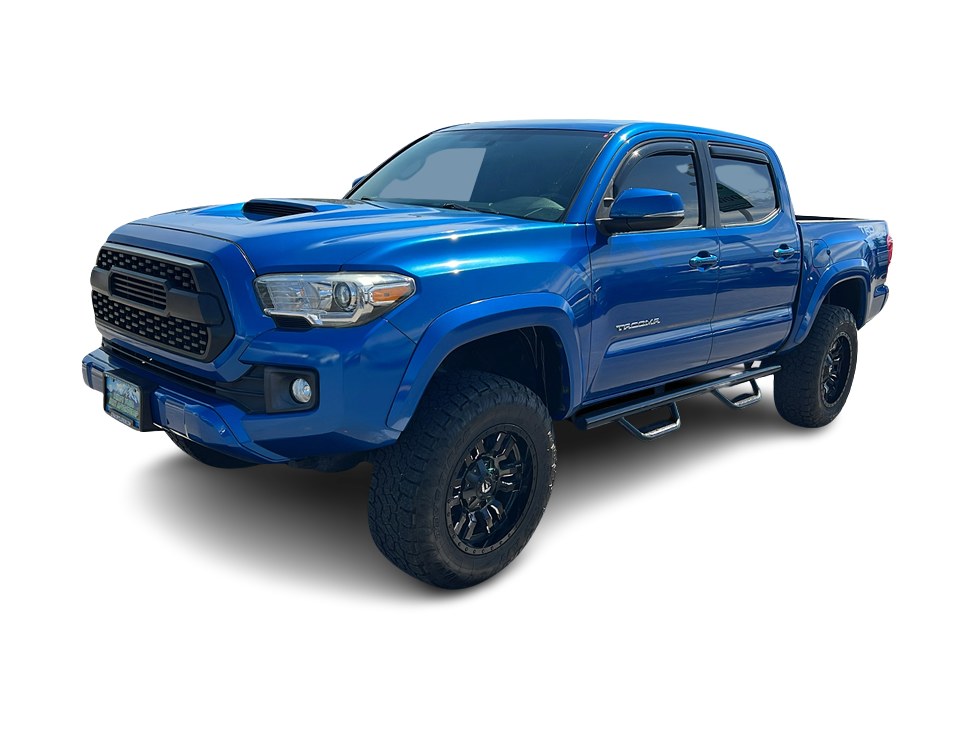 Used 2017 Toyota Tacoma TRD Sport with VIN 3TMCZ5AN3HM070286 for sale in Medford, OR