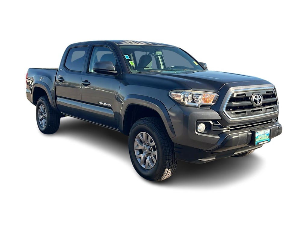 Thumbnail: 2016 Toyota Tacoma - 19