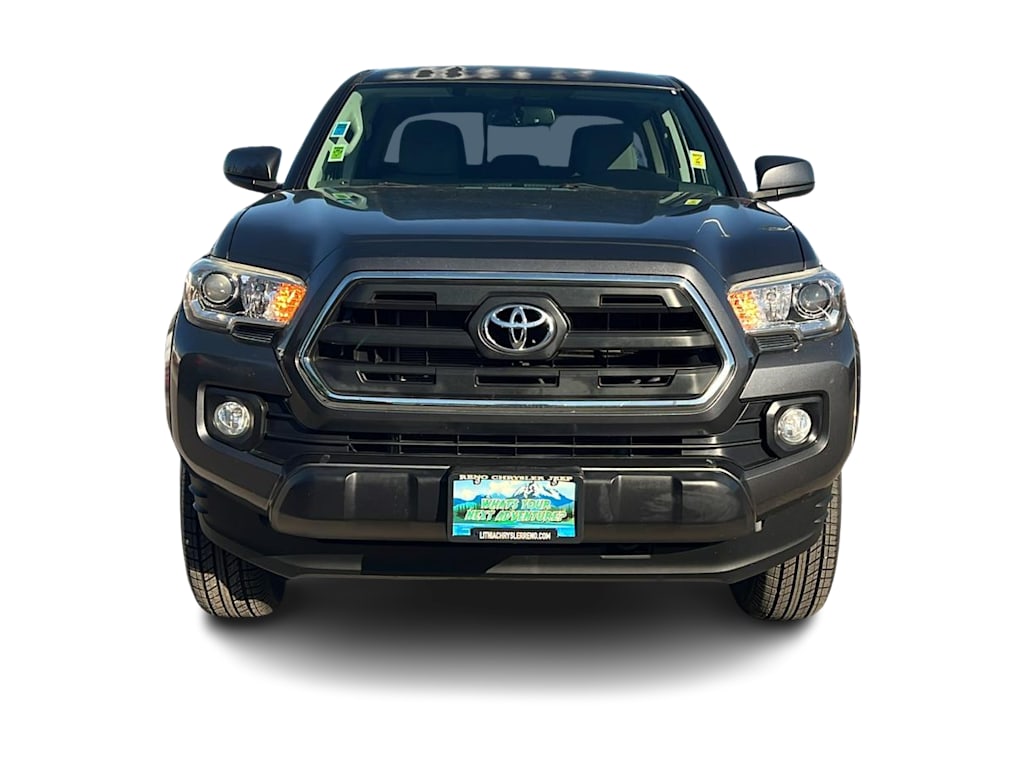 Thumbnail: 2016 Toyota Tacoma - 6