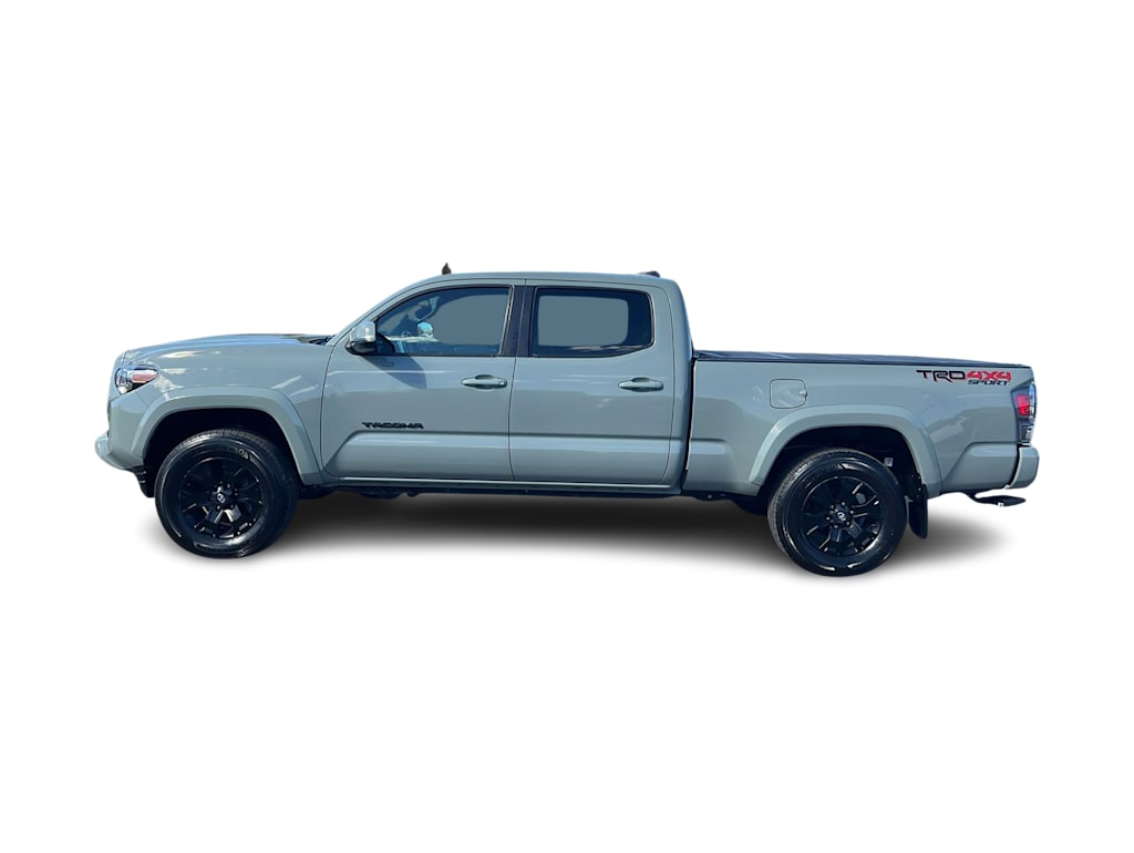 Thumbnail: 2022 Toyota Tacoma - 3