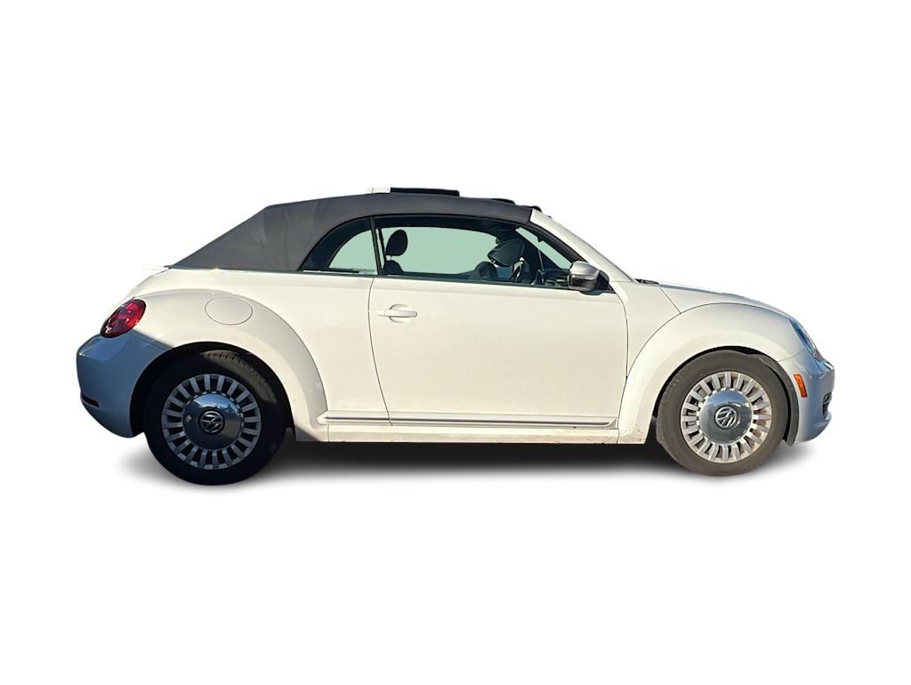 Thumbnail: 2016 Volkswagen Beetle - 8