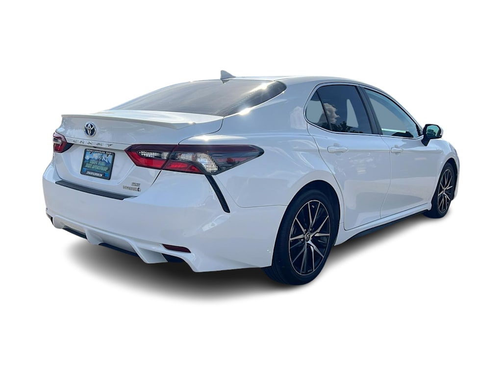 Thumbnail: 2022 Toyota Camry - 22