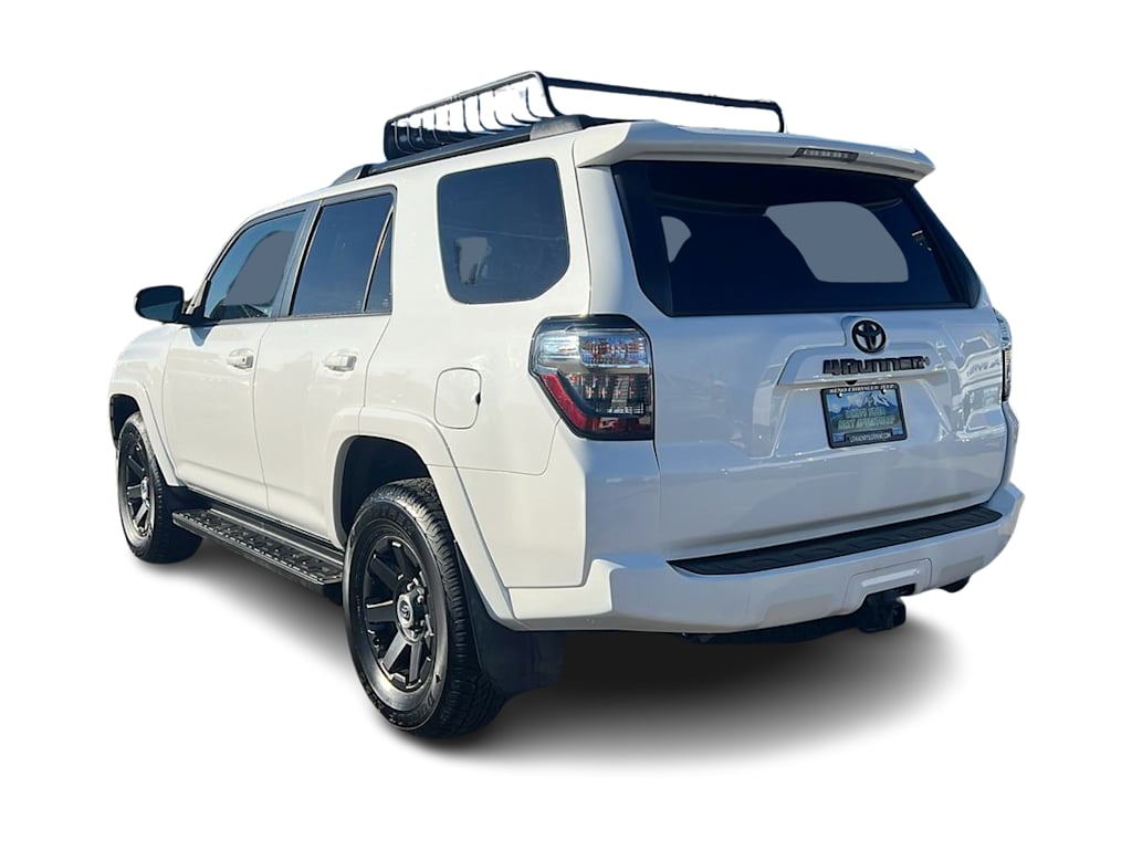 Thumbnail: 2021 Toyota 4Runner - 4