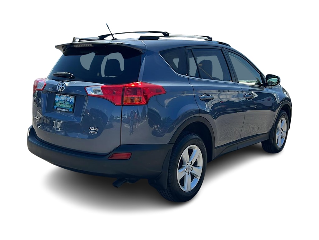 Thumbnail: 2013 Toyota RAV4 - 22